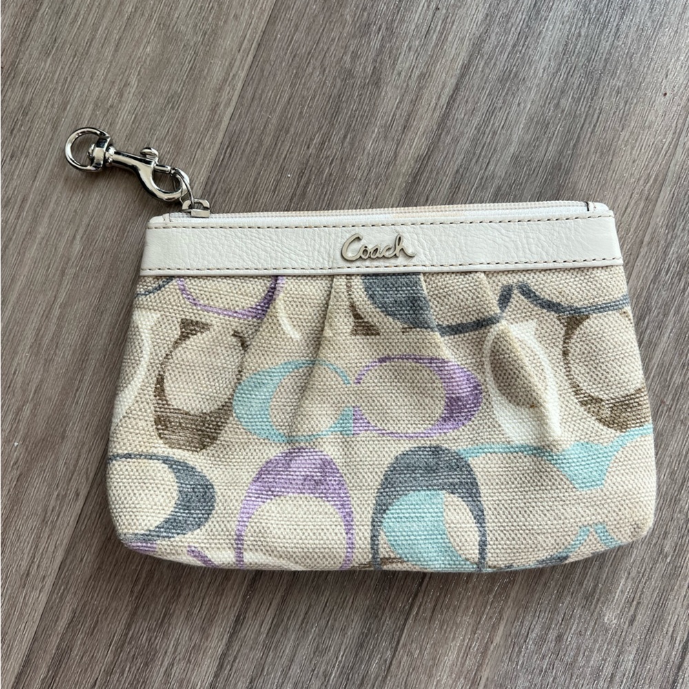 Coach Wristlet/Clutch with zipper and metal clip - gently used
